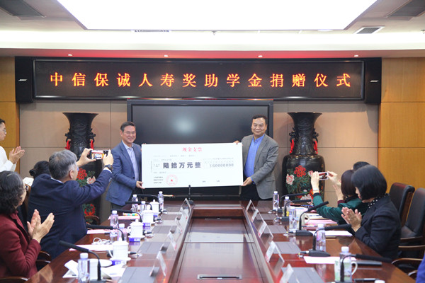 fe84b36634554258abe91f28df134837.jpg IMG_7480_副本.jpg