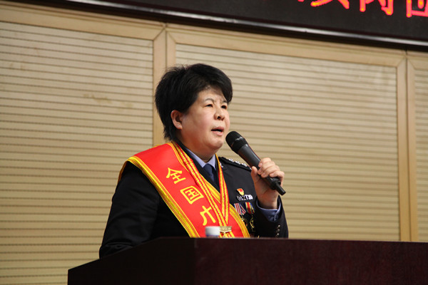 74edb96bbfbc4b03b5b2f4bcc9308b9c.jpg 刘.jpg